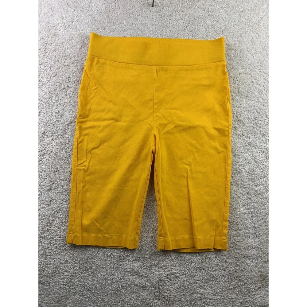Passports Shorts Womens Medium Yellow Bermuda Stretch Rayon Blend Pockets Summer